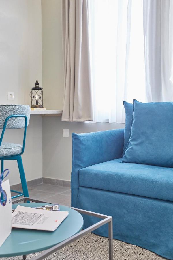 Live In A Funky & Renovated Studio Near Acropolis Athena Bagian luar foto
