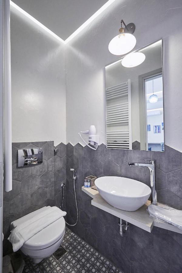 Live In A Funky & Renovated Studio Near Acropolis Athena Bagian luar foto