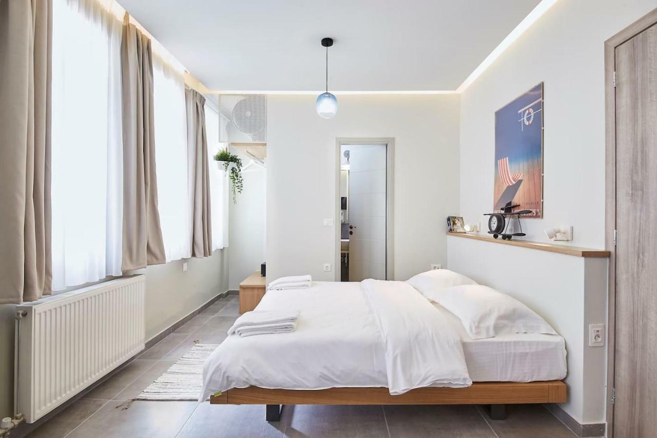 Live In A Funky & Renovated Studio Near Acropolis Athena Bagian luar foto