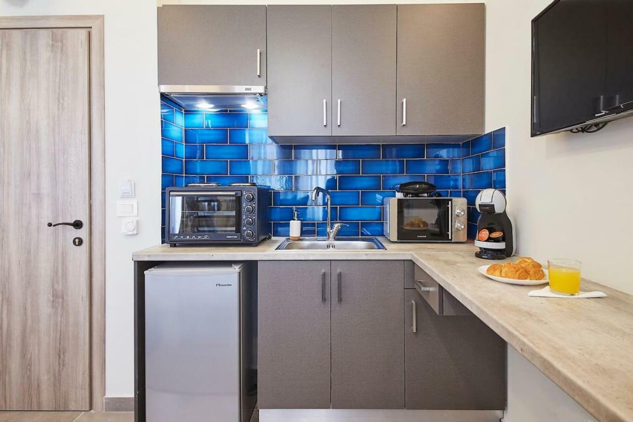 Live In A Funky & Renovated Studio Near Acropolis Athena Bagian luar foto